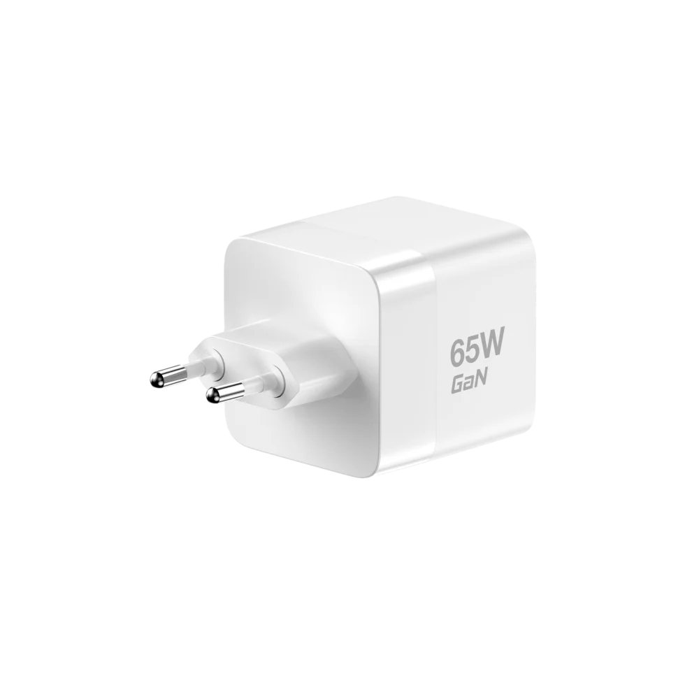 מטען קיר עם כבל נשלף MWC65RC בצבע לבן מבית MIRACASE